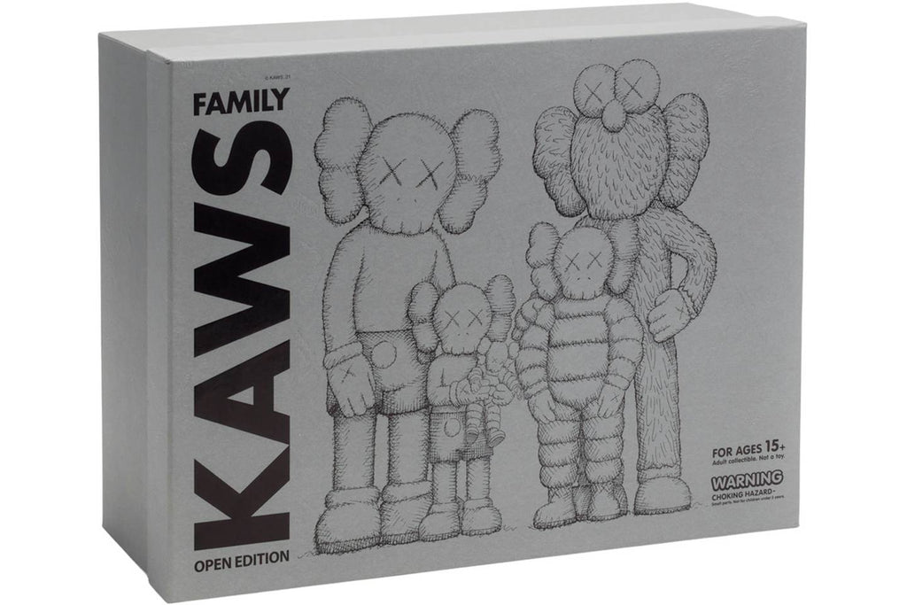 KAWS Family Vinyl Figures Grey/Pink - view 2