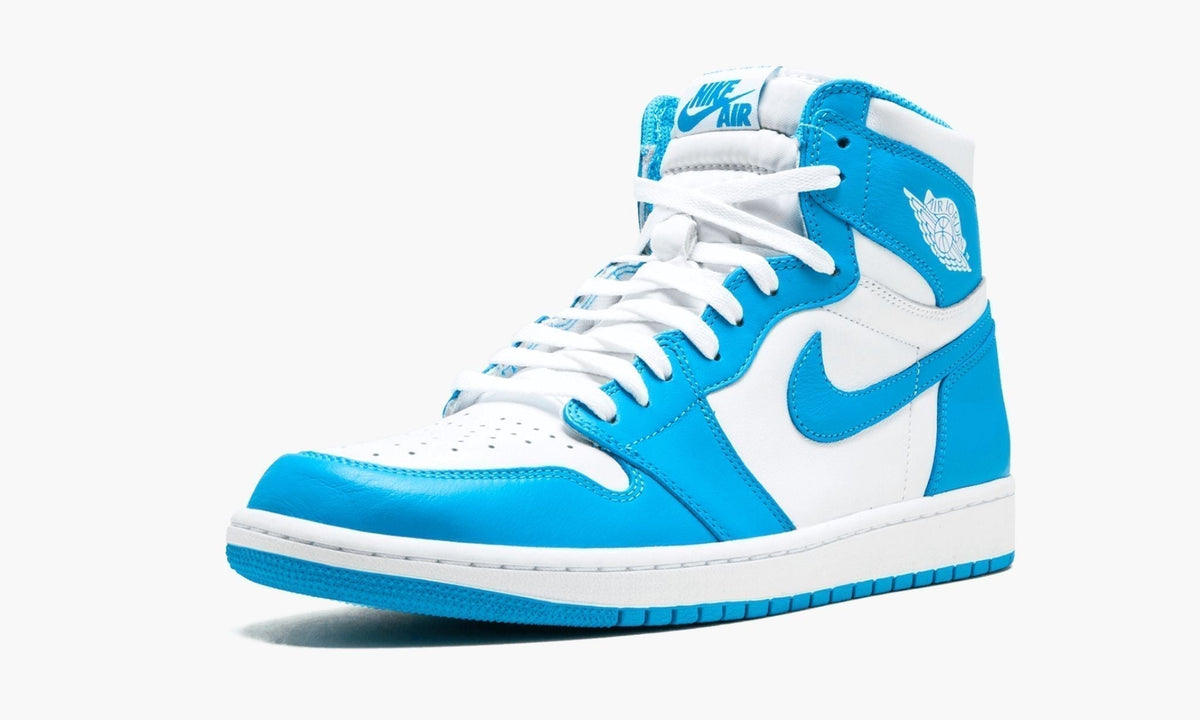 Air Jordan 1 Retro "UNC" Sneakers