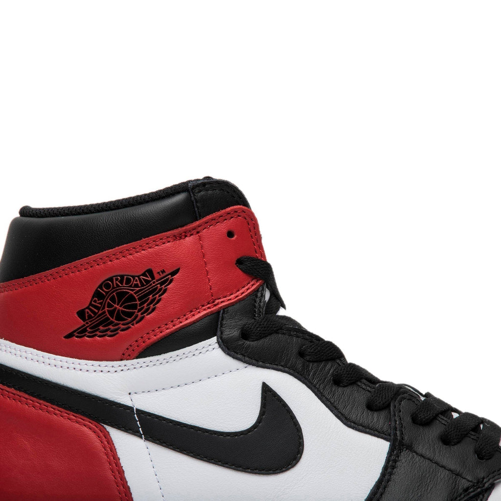Air Jordan 1 Retro High OG Black Toe 2016 555088-125 Sneakers