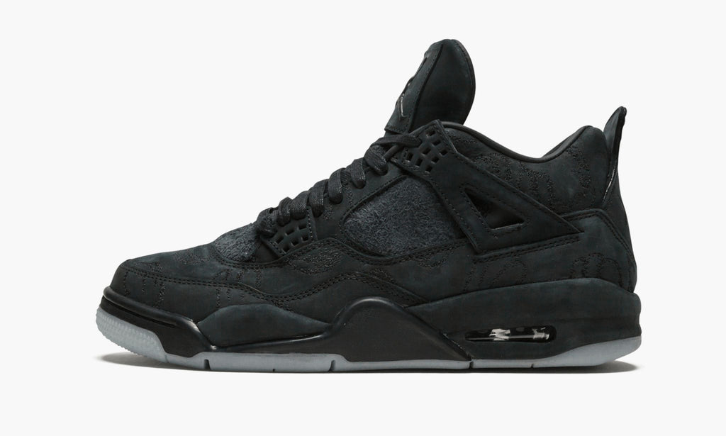 Air Jordan 4 Retro Kaws - Black Sneakers