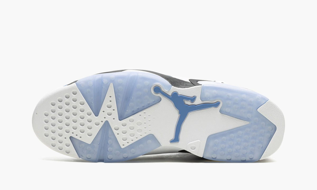 Air Jordan 6 Retro "UNC" Sneakers