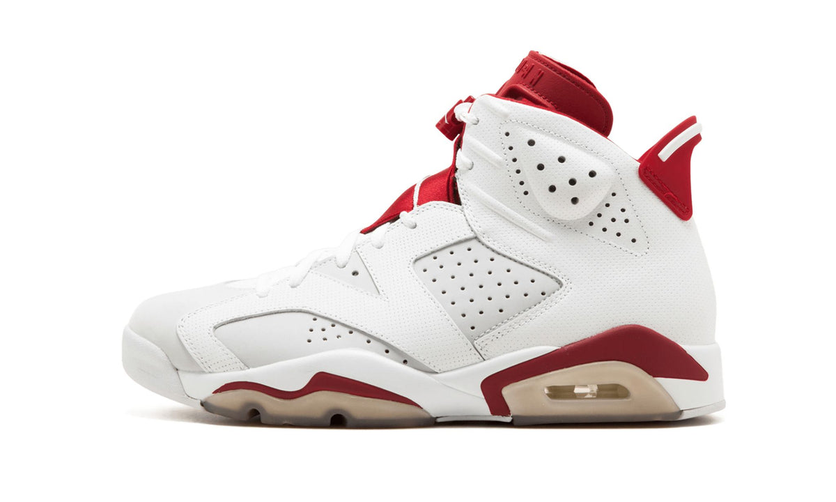 Air Jordan 6 Retro Alternate Sneakers