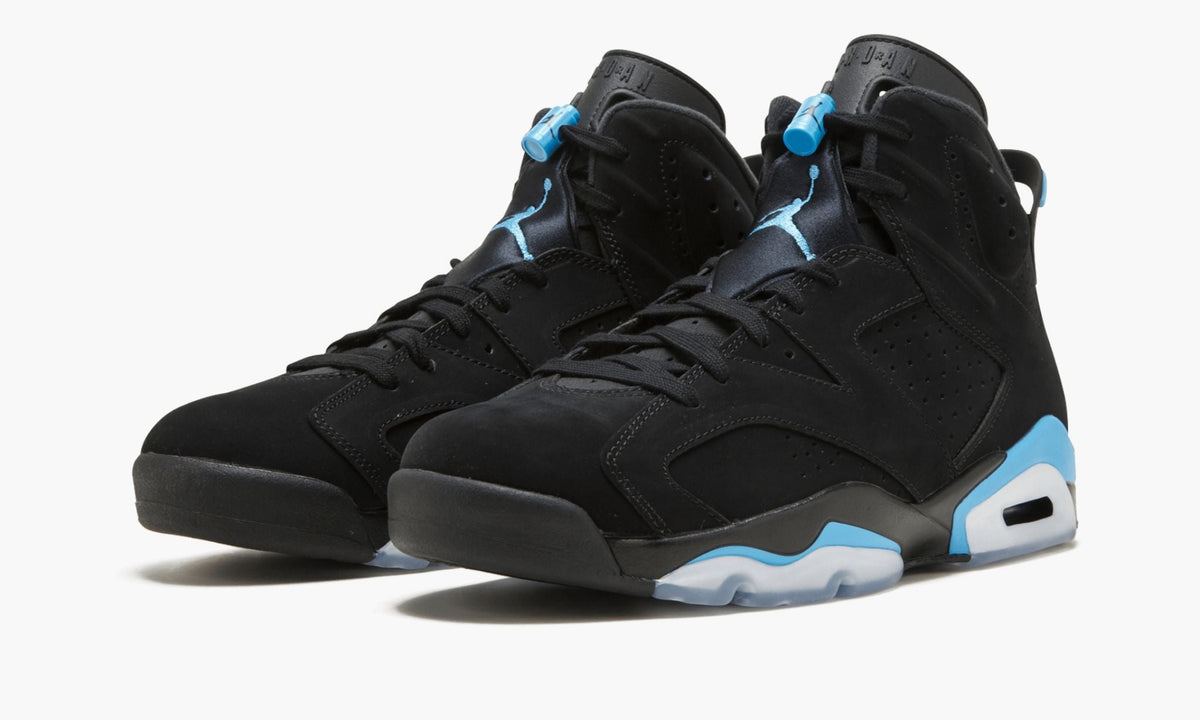 Air Jordan 6 Retro UNC Sneakers