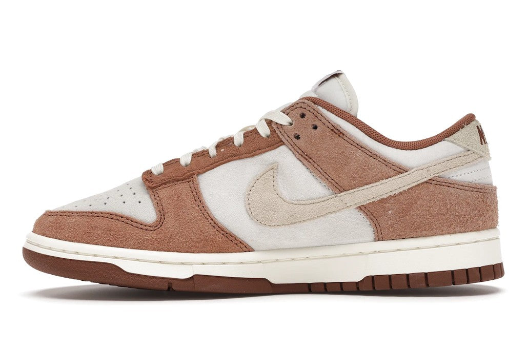 Nike Dunk Low Medium Curry Sneakers
