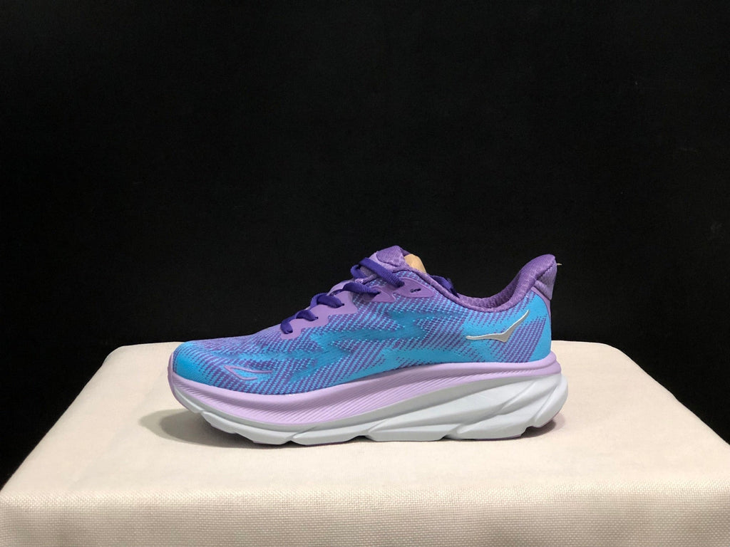 HOKA ONE ONE Clifton 9 Running Shoes