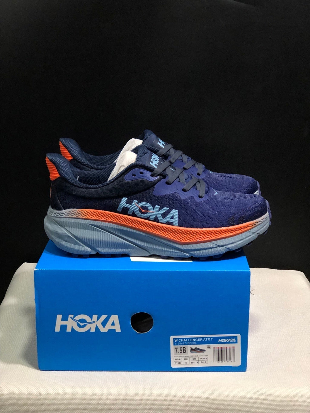 HOKA ONE ONE Challenger 7 Trail Running Shoes